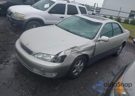 1999 Lexus Es 300 z USA, uszkodzony, nr VIN JT8BF28G6X0212320